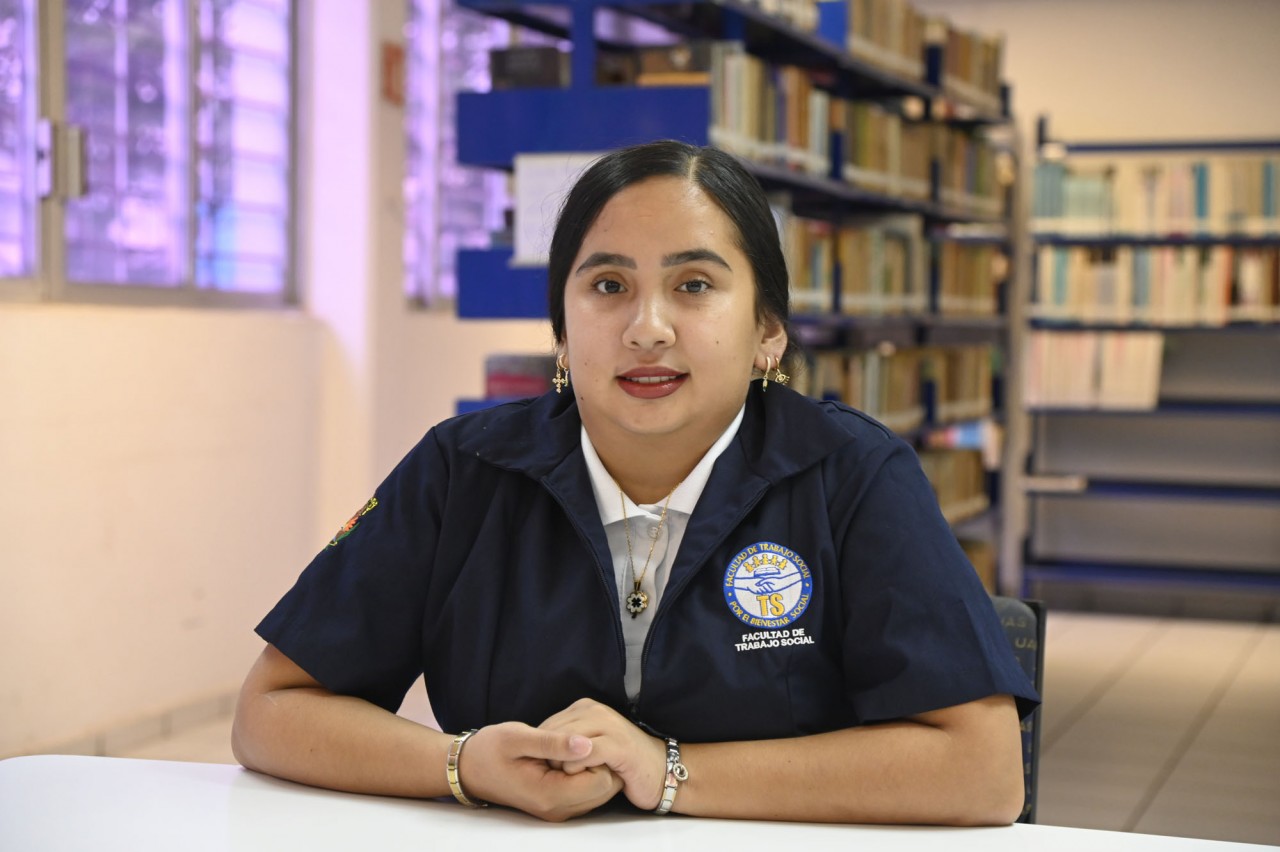 grande_483254001754075956