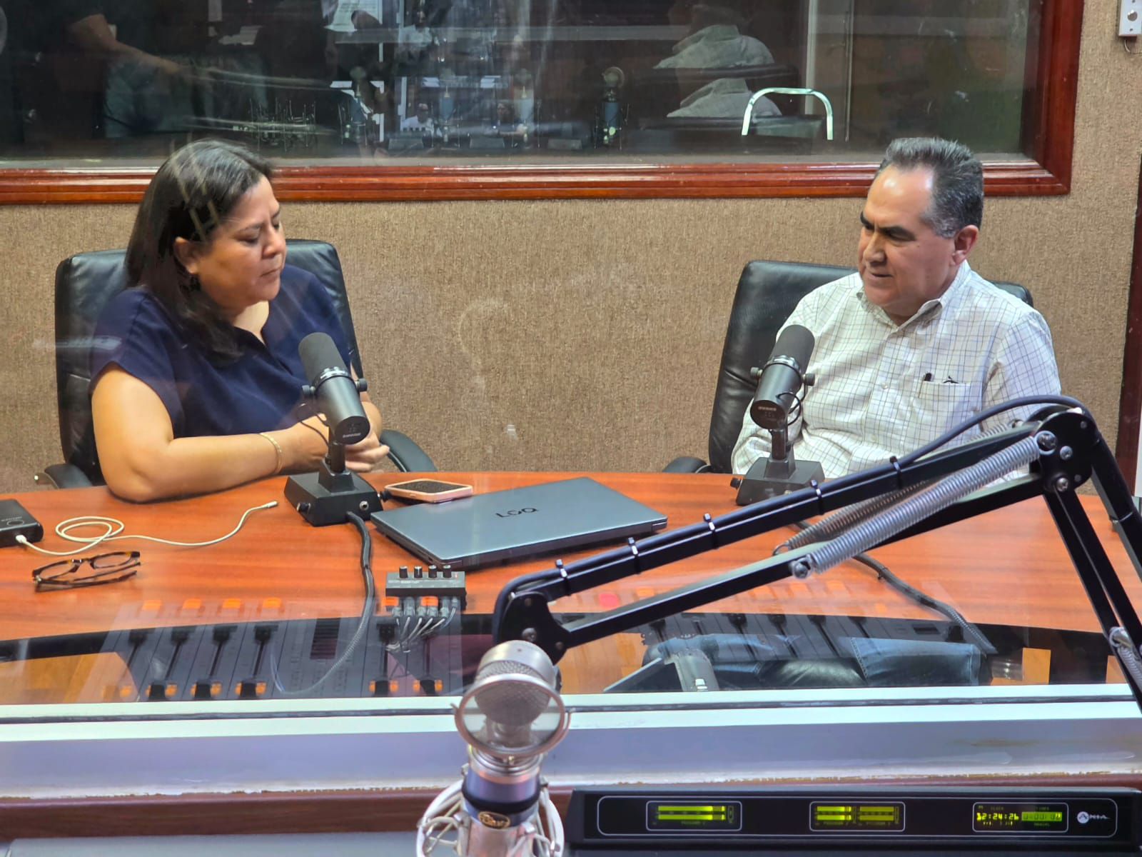 Avanzan gestiones del Rector Jesús Madueña ante la Federación; existe posibilidad de que el pago de la quincena pendiente y la prima vacacional 2025 se haga a inicios de la próxima semana, tras ingresar solicitudes a Hacienda y Crédito Público